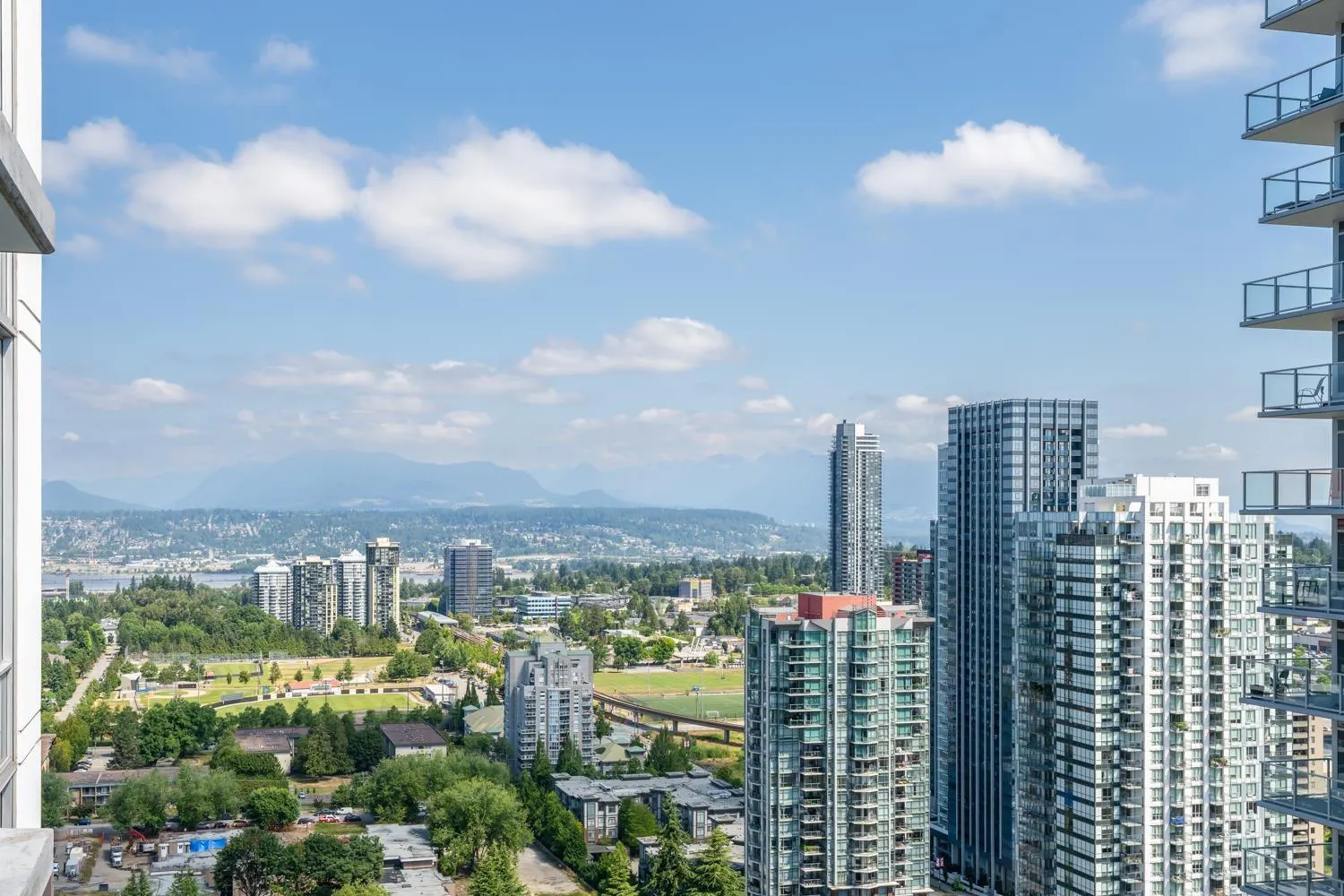 3305 13325 102A AVENUE