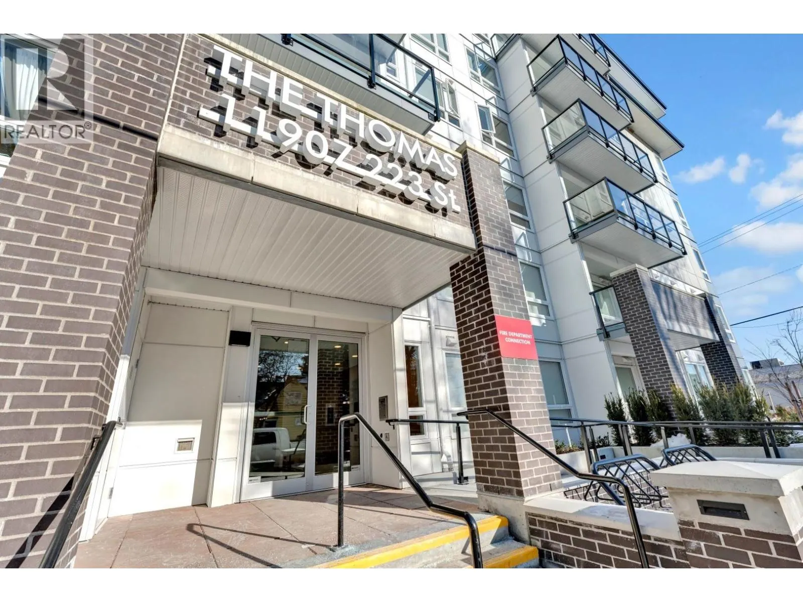 610 11907 223 STREET