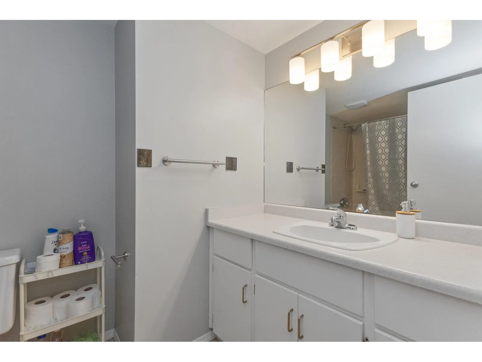 101 2780 WARE STREET