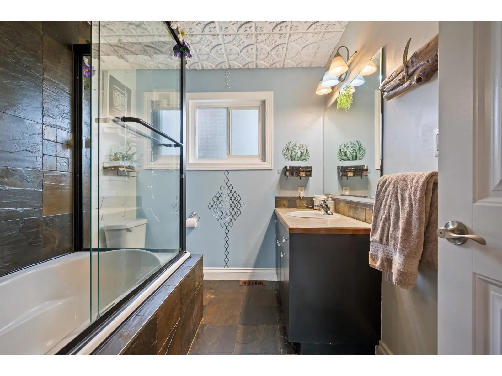 45305 PAISLEY AVENUE|Chilliwack Proper West