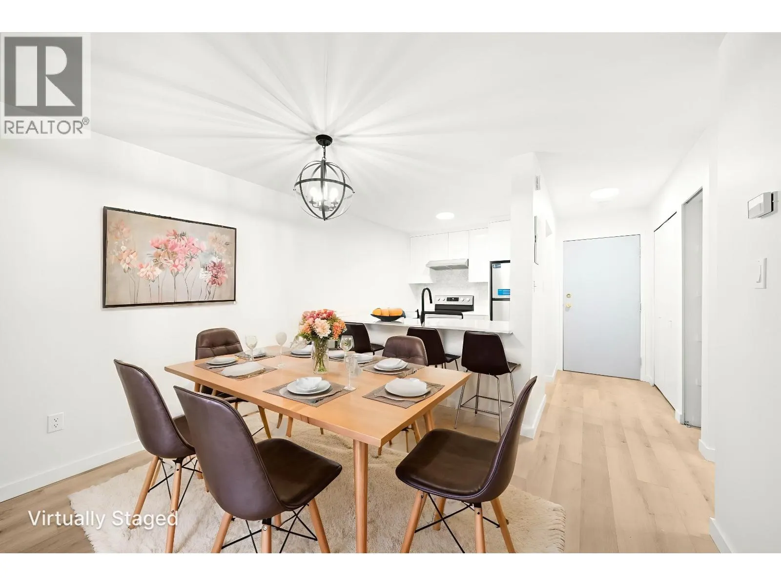 207 360 E 2ND STREET