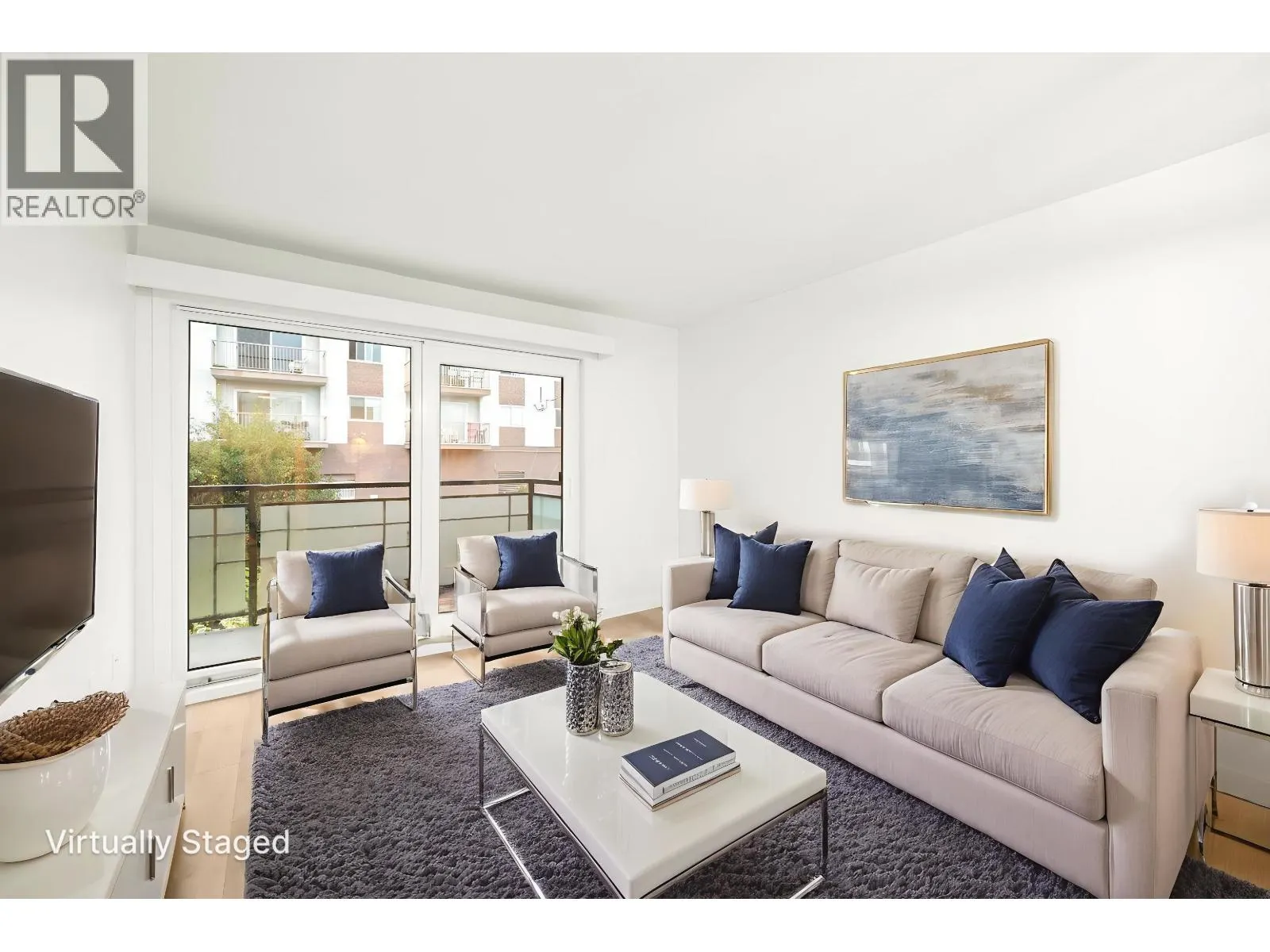 207 360 E 2ND STREET