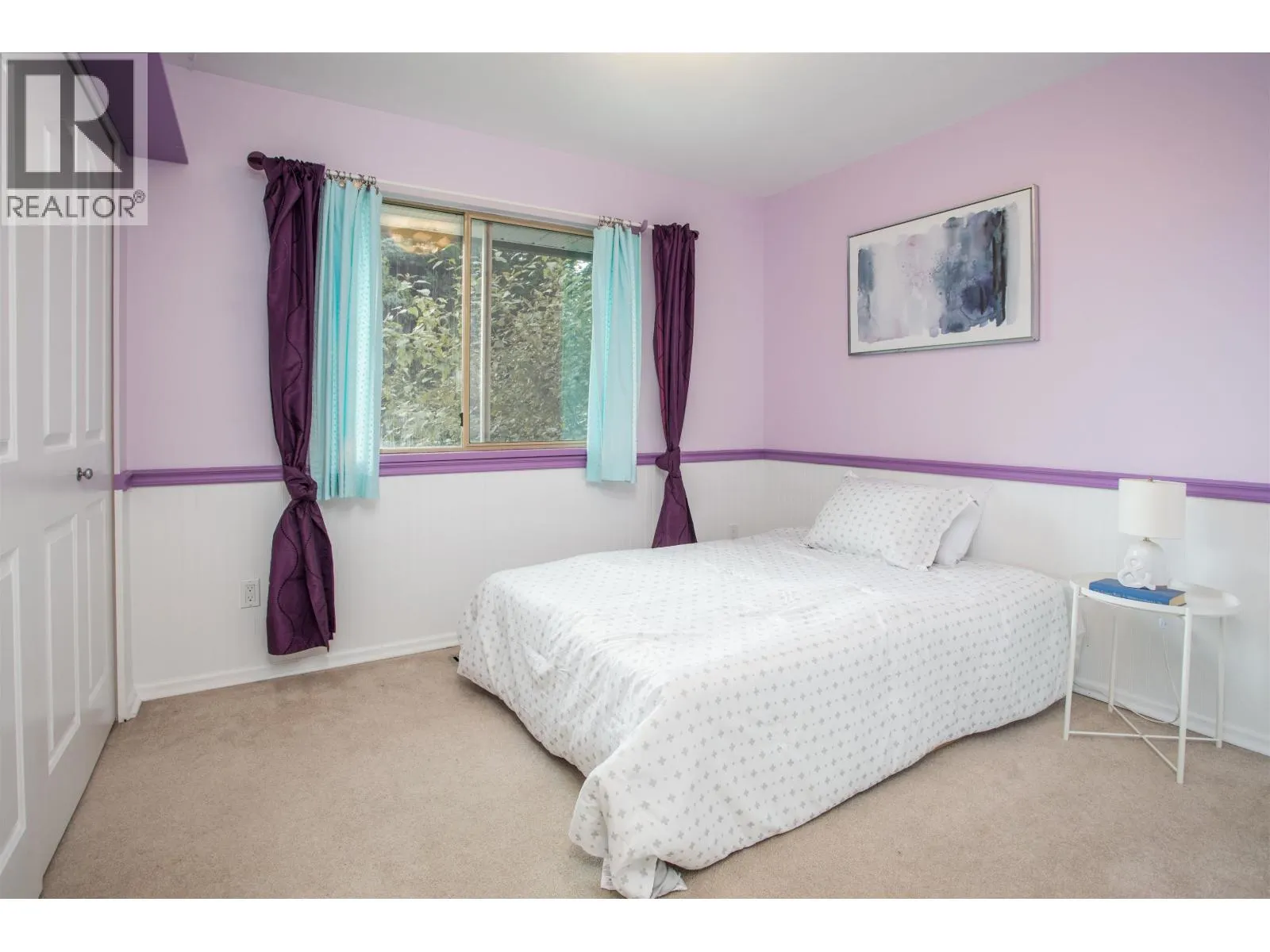 1005 ALDERSON AVENUE