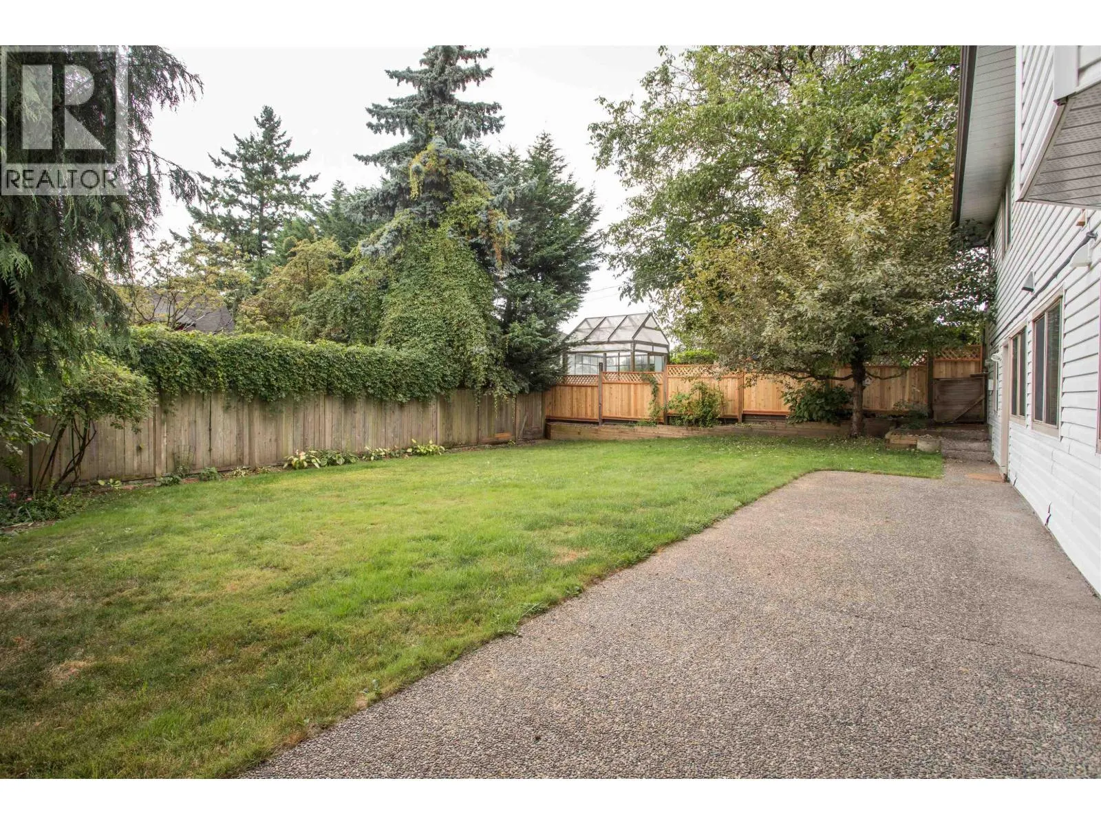 1005 ALDERSON AVENUE