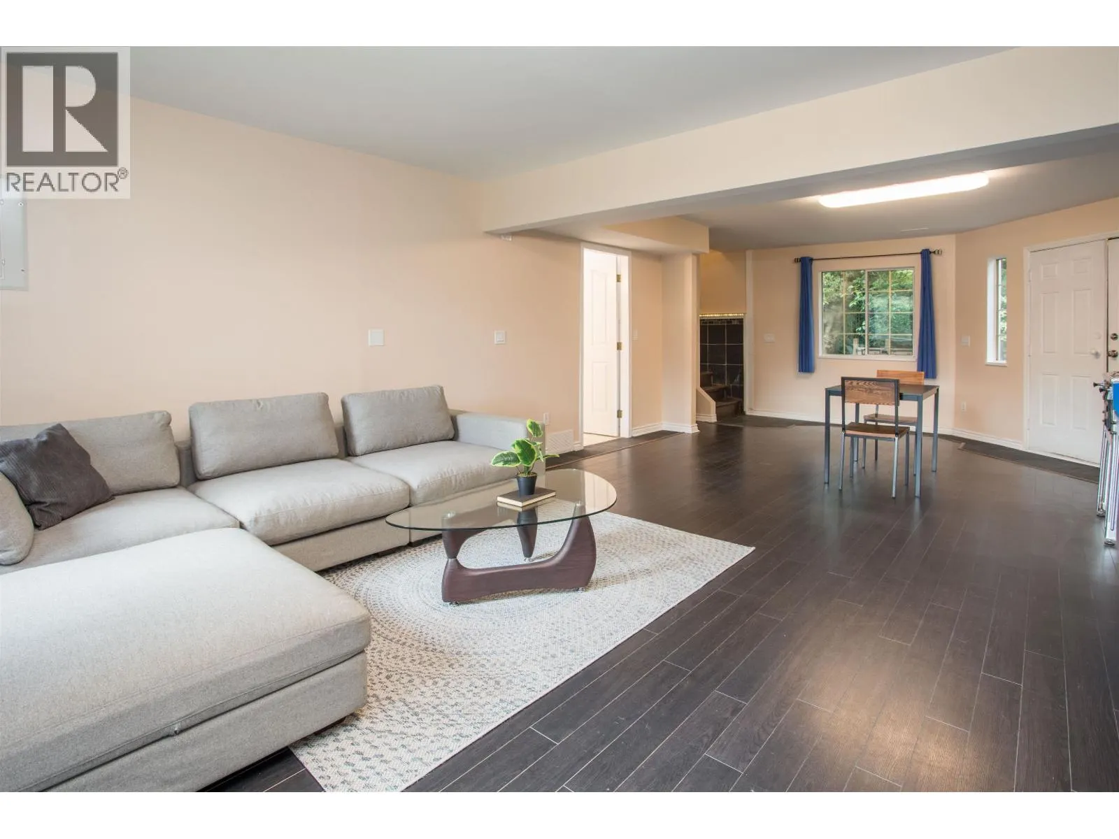 1005 ALDERSON AVENUE