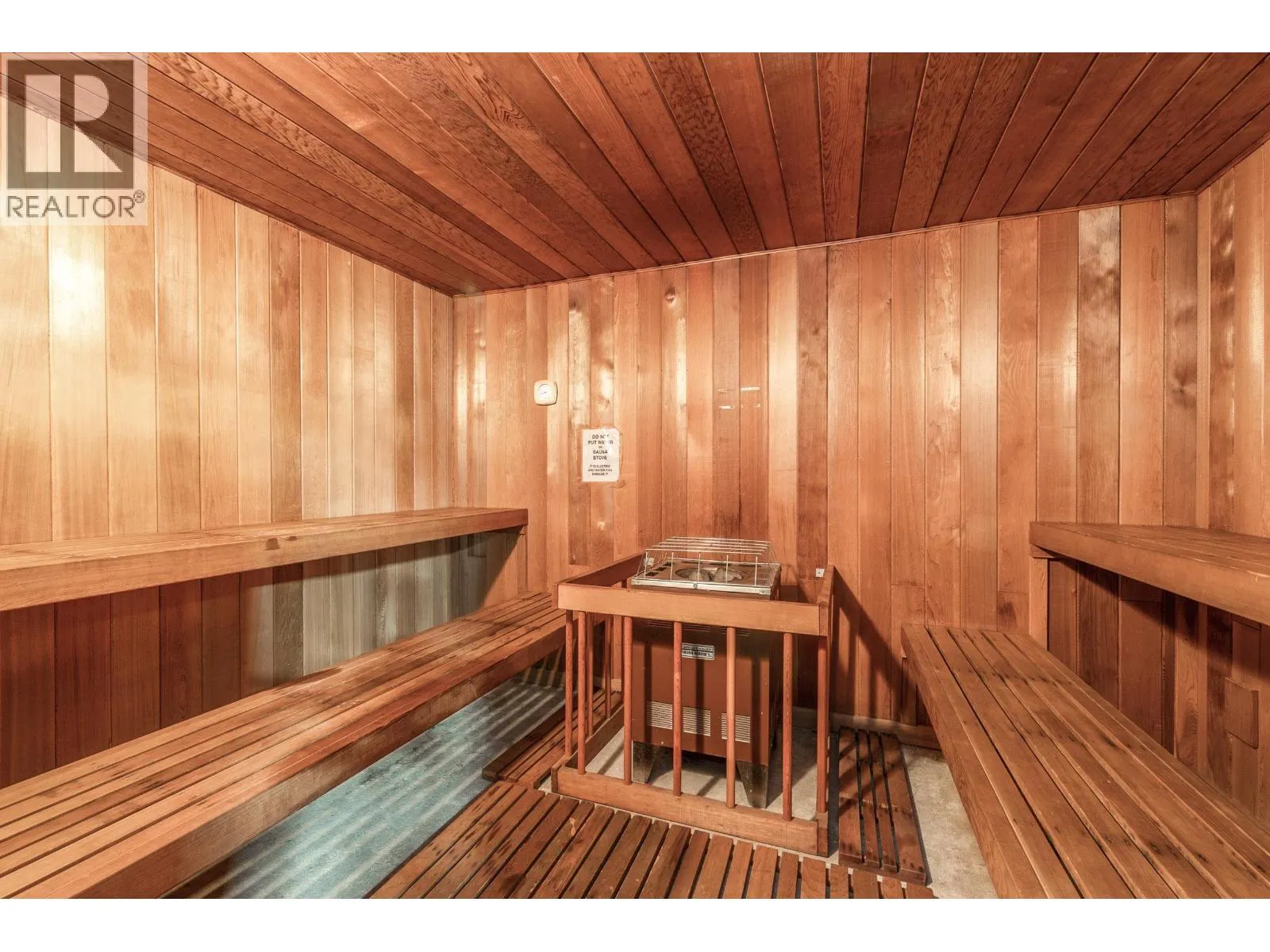 410 1435 NELSON STREET