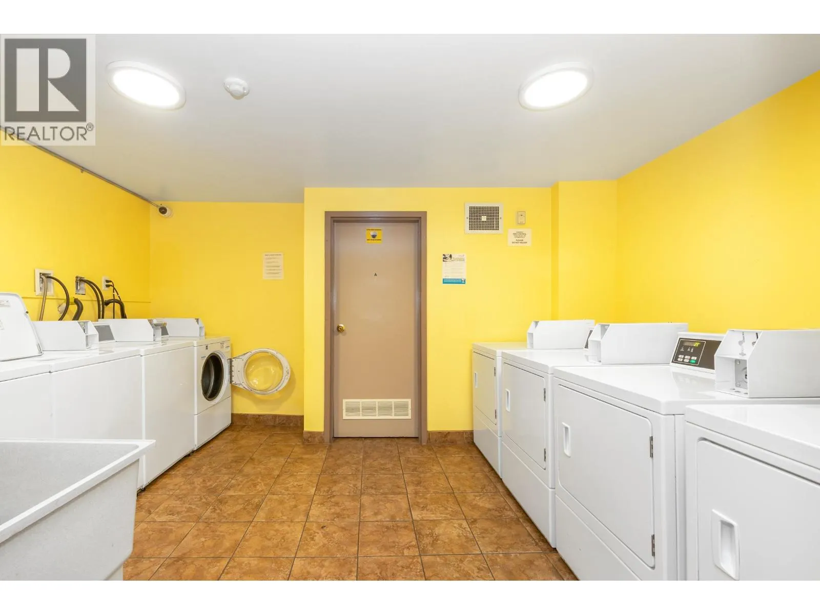 410 1435 NELSON STREET