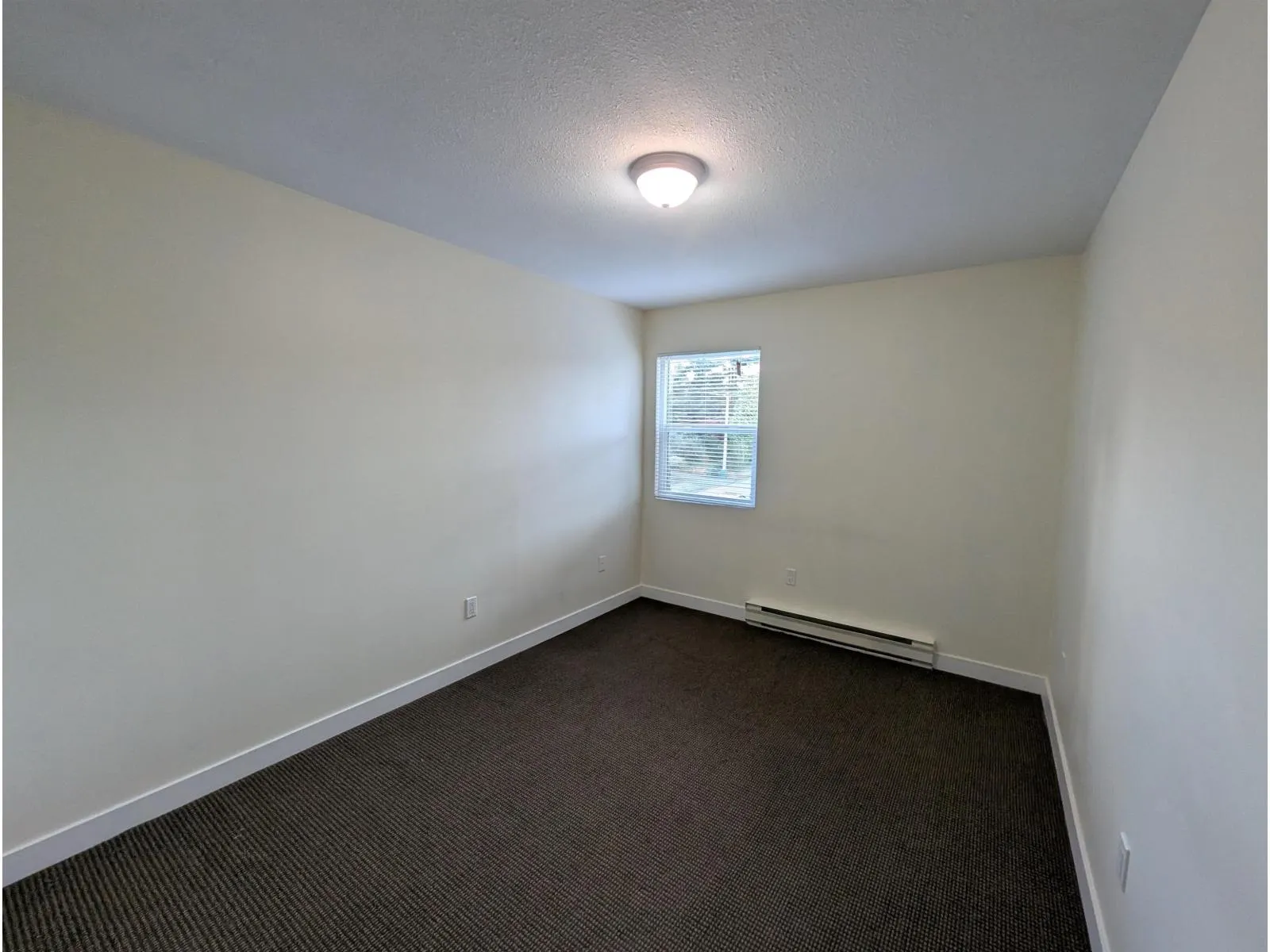 303 33850 FERN STREET