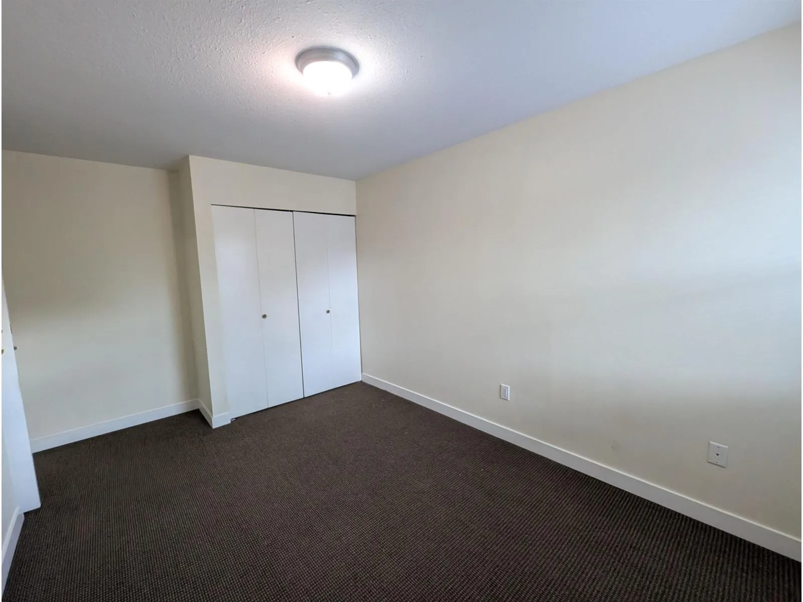 303 33850 FERN STREET