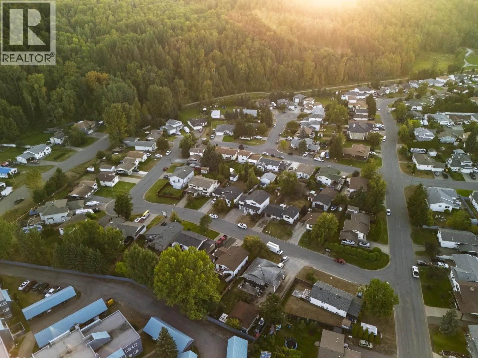 3011 CHRISTOPHER CRESCENT