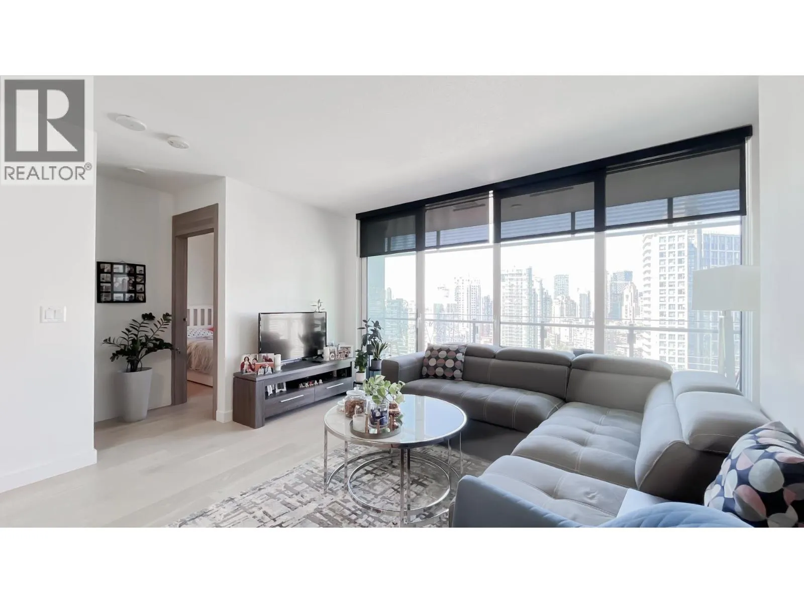 2220 89 NELSON STREET