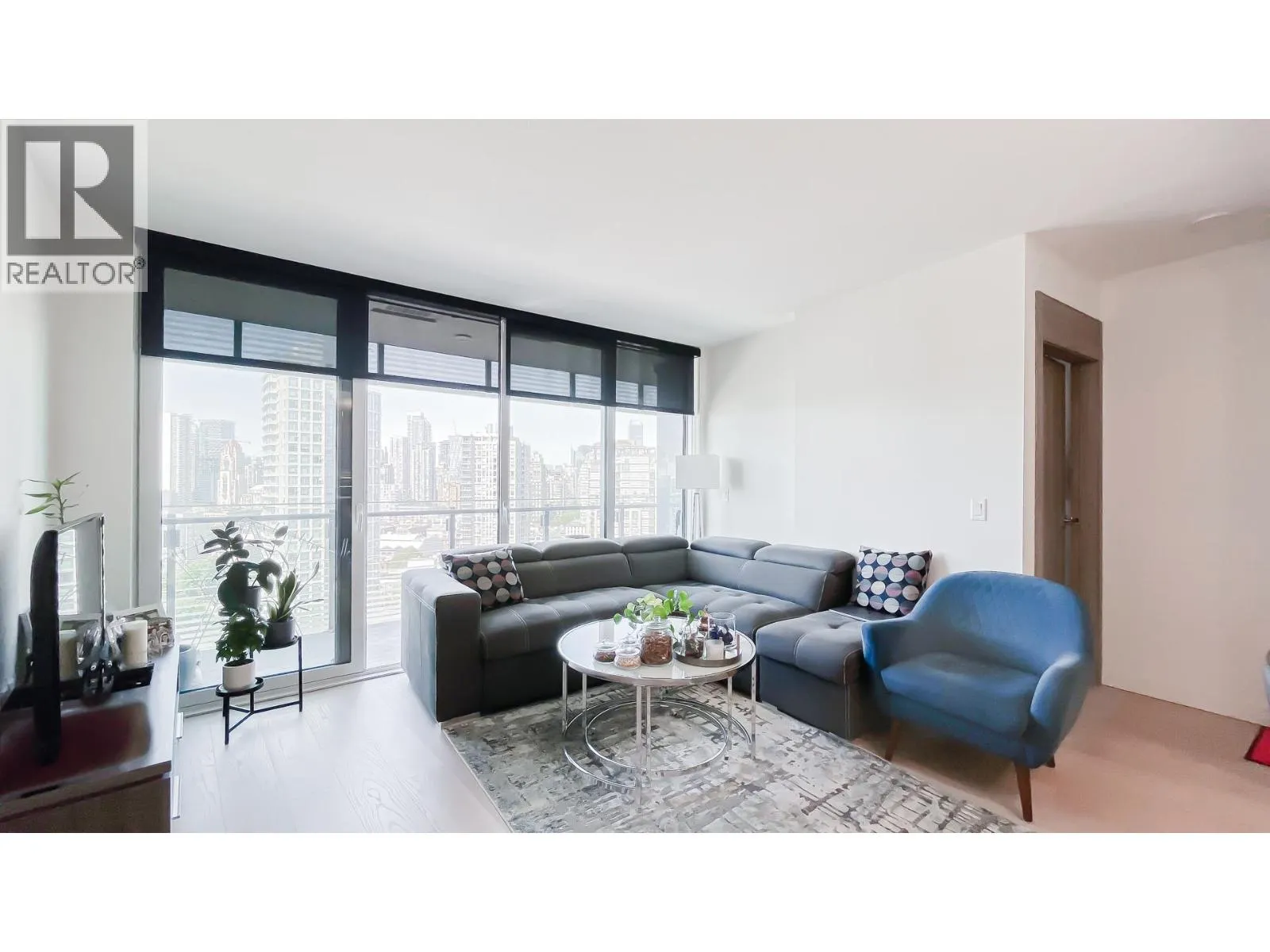 2220 89 NELSON STREET