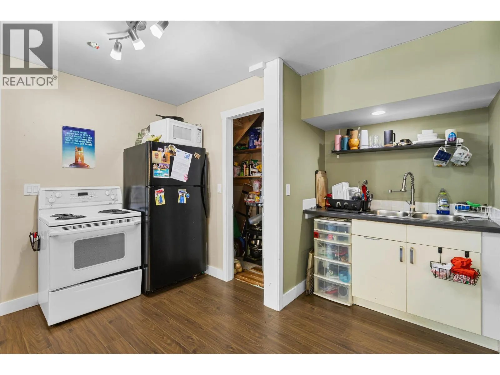 11279 CREEKSIDE STREET