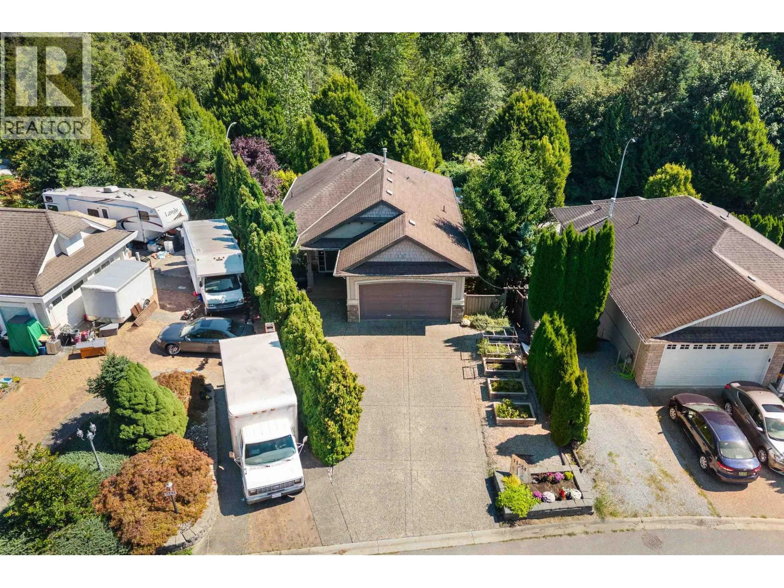 11279 CREEKSIDE STREET