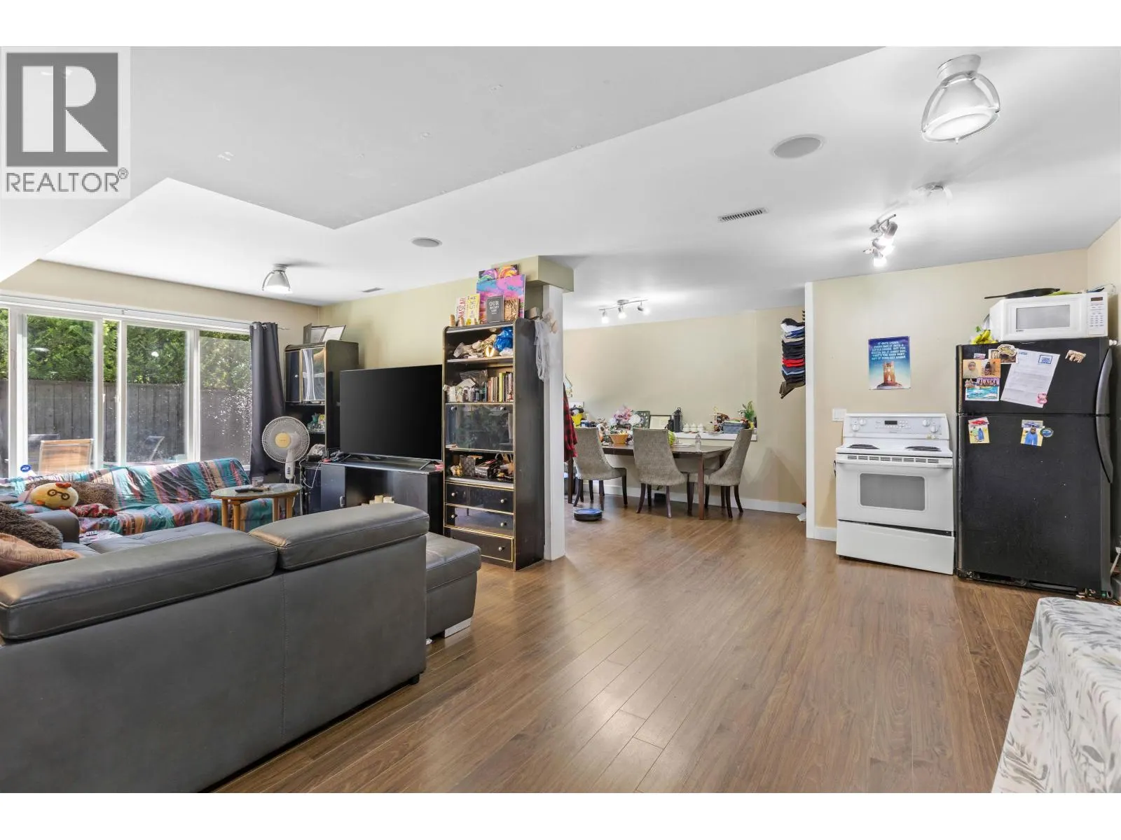 11279 CREEKSIDE STREET