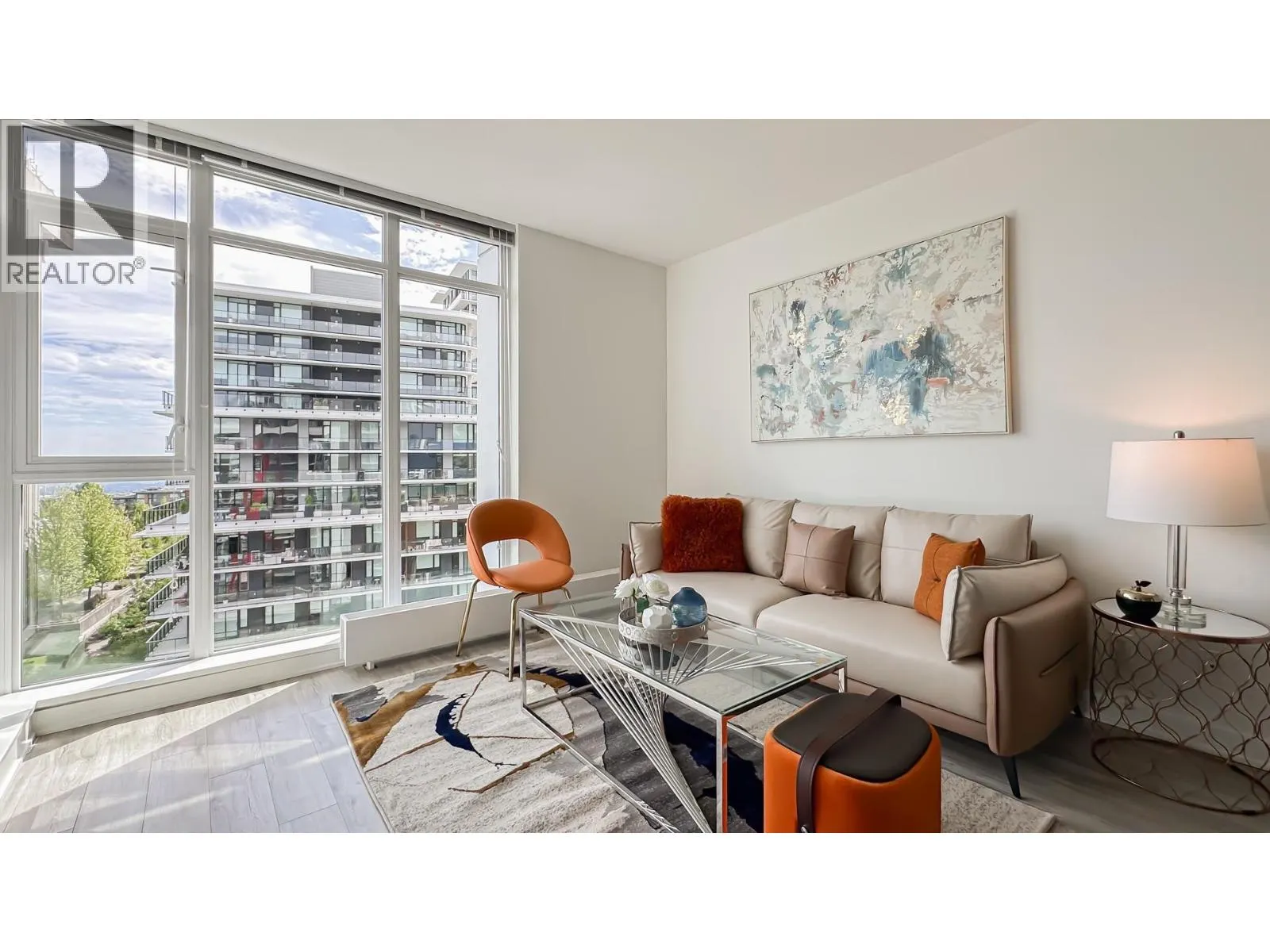 1003 8940 UNIVERSITY CRESCENT