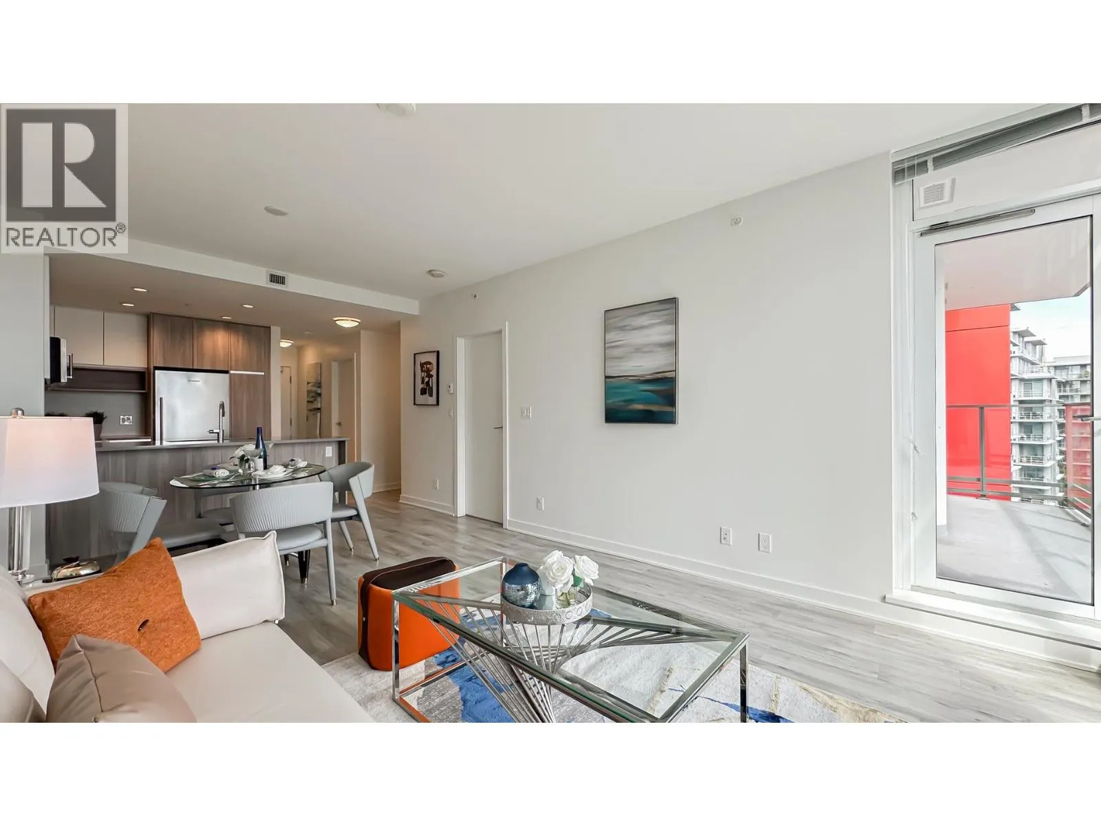 1003 8940 UNIVERSITY CRESCENT