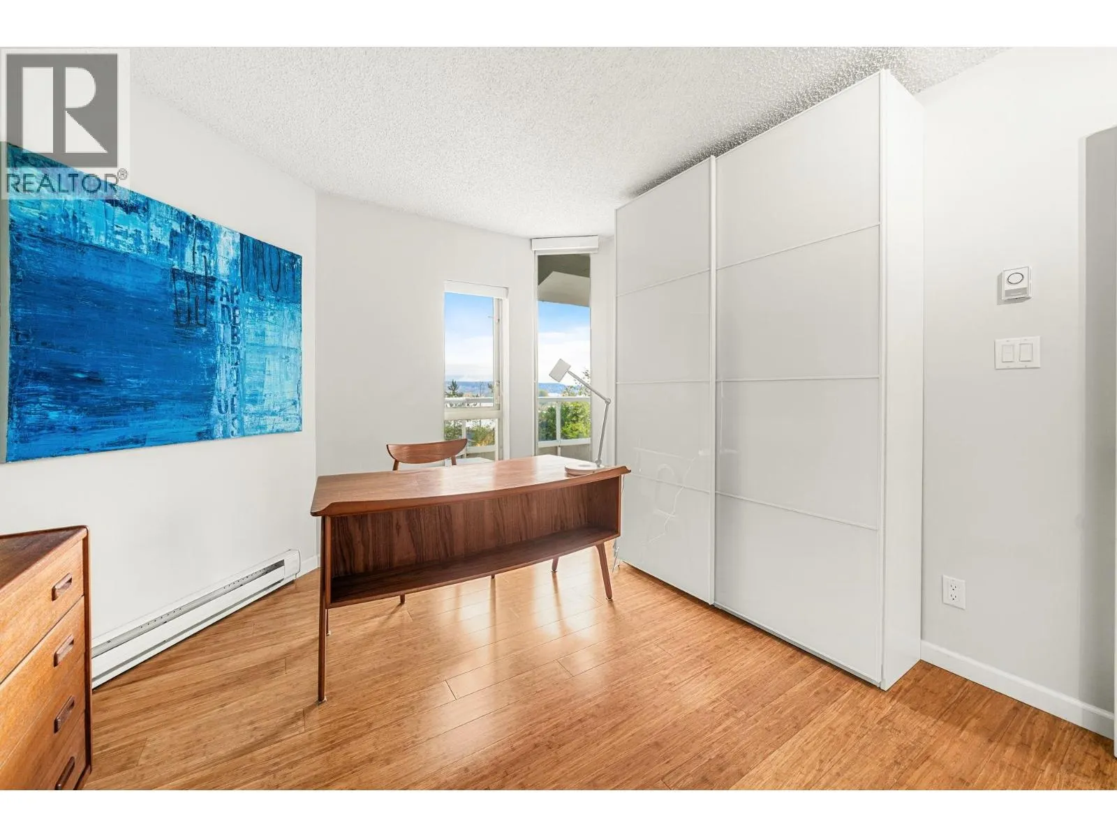 503 69 JAMIESON COURT