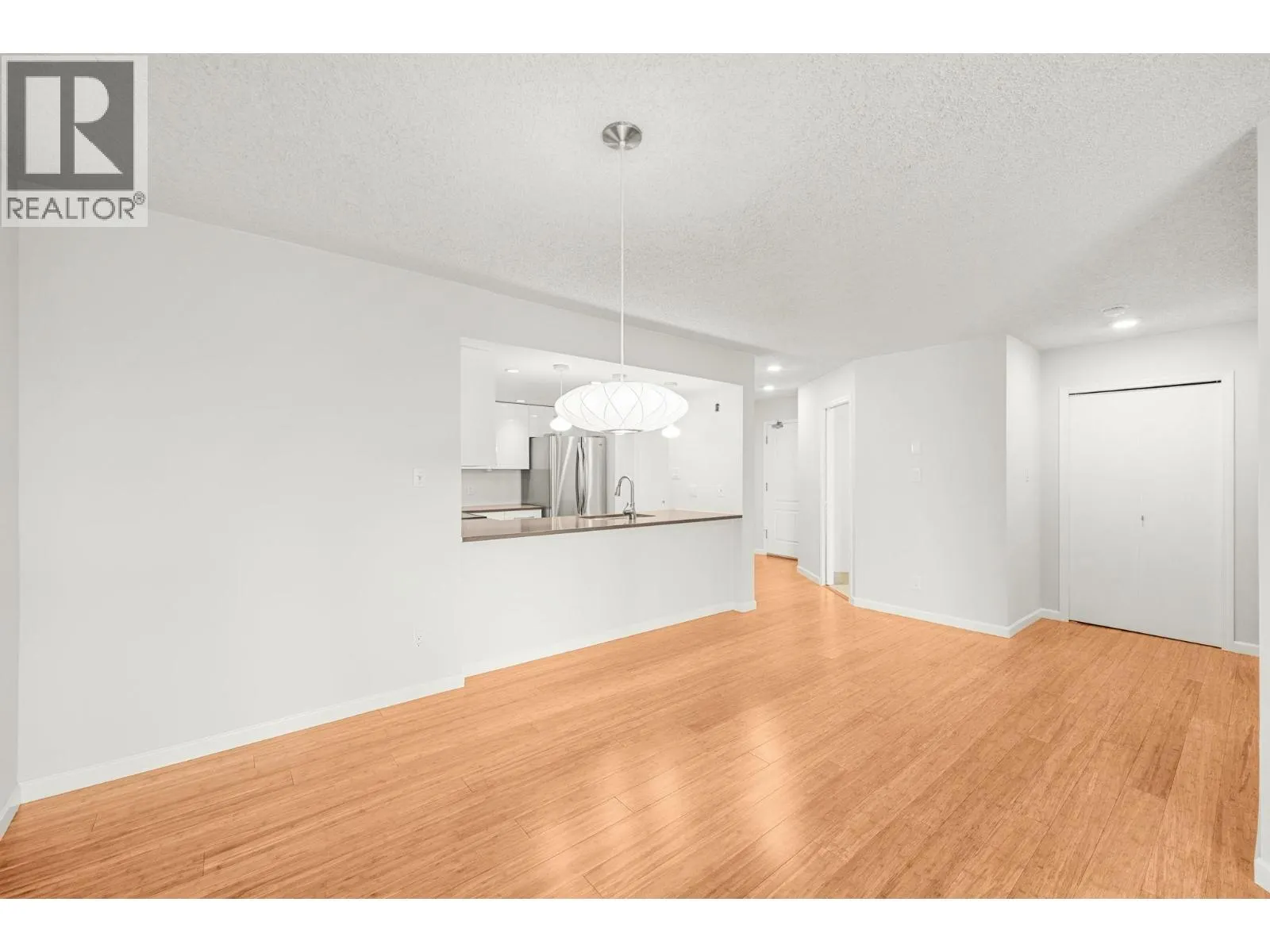 503 69 JAMIESON COURT