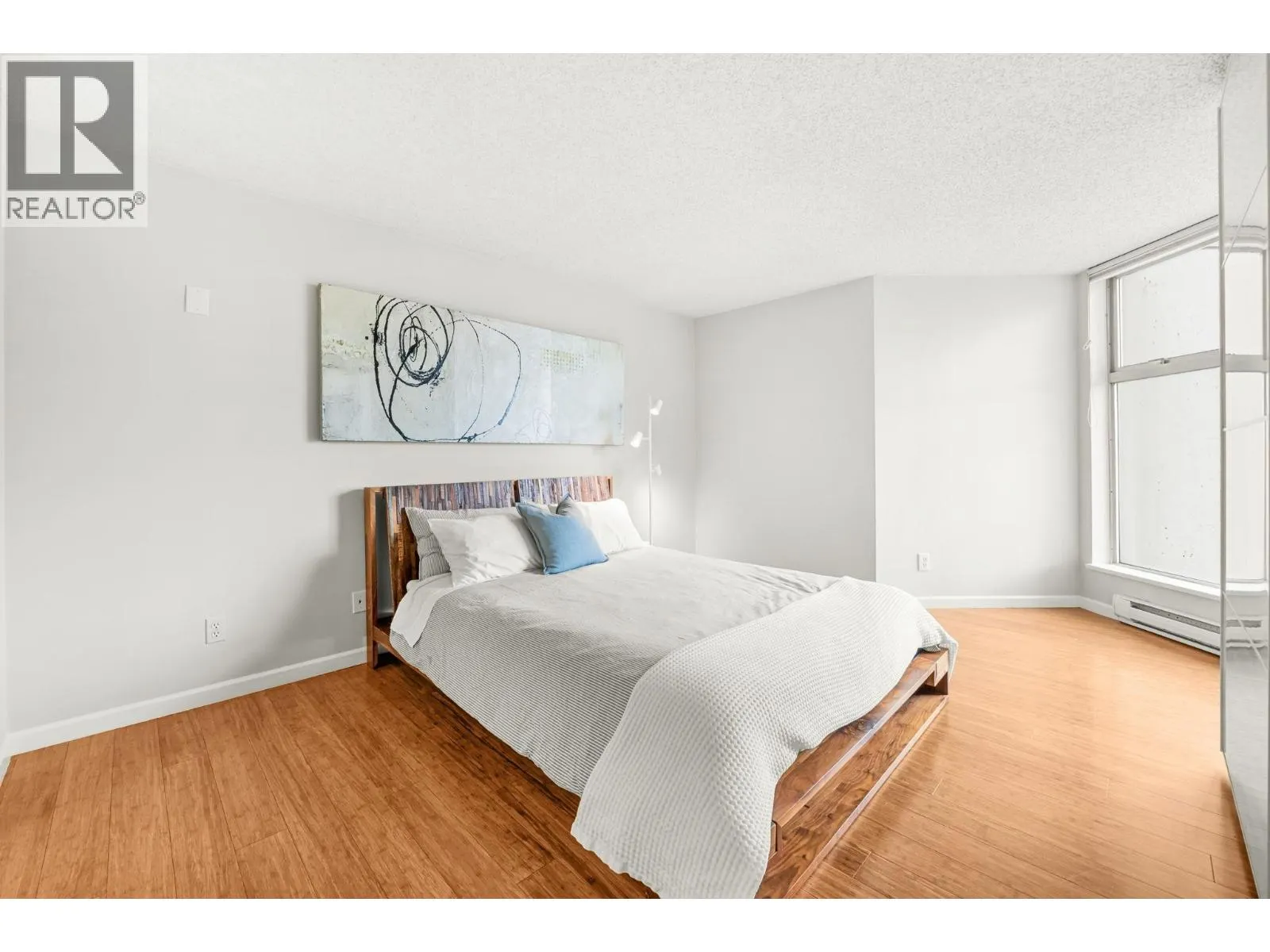 503 69 JAMIESON COURT