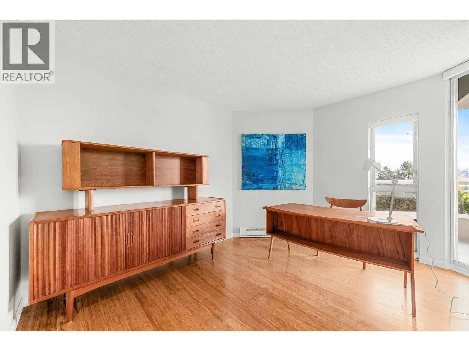 503 69 JAMIESON COURT