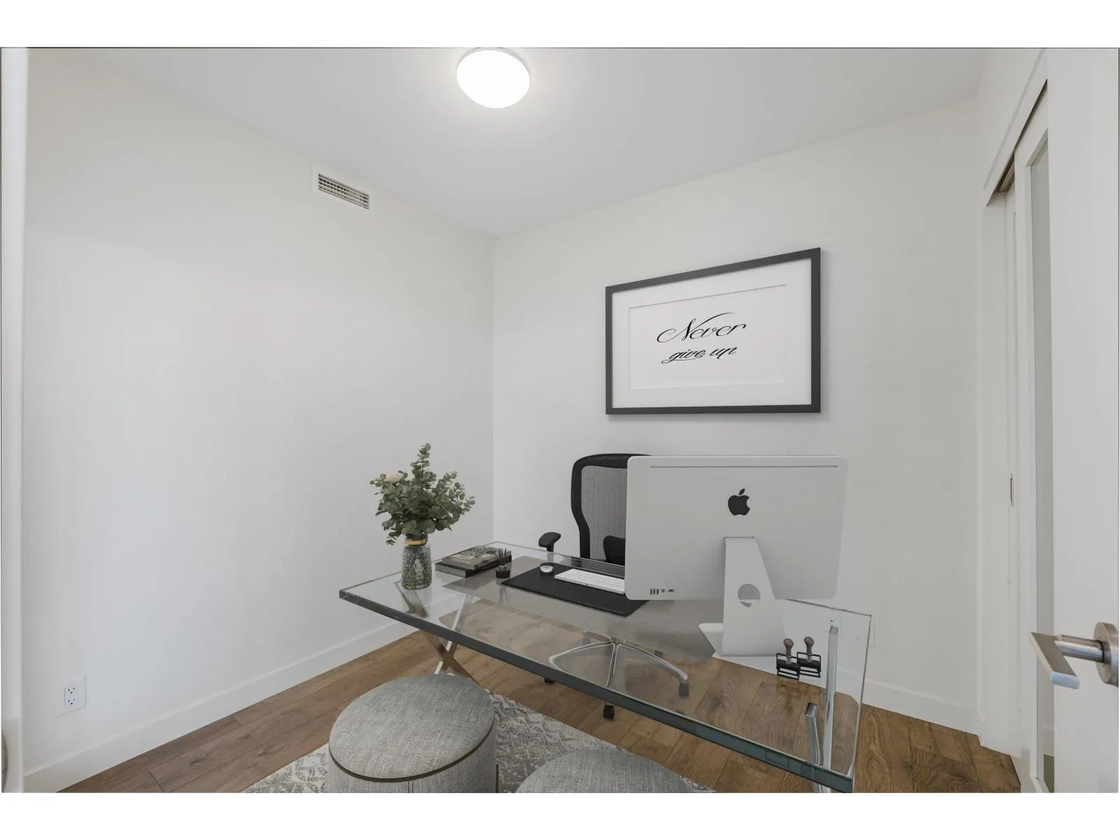 801 13318 104 AVENUE