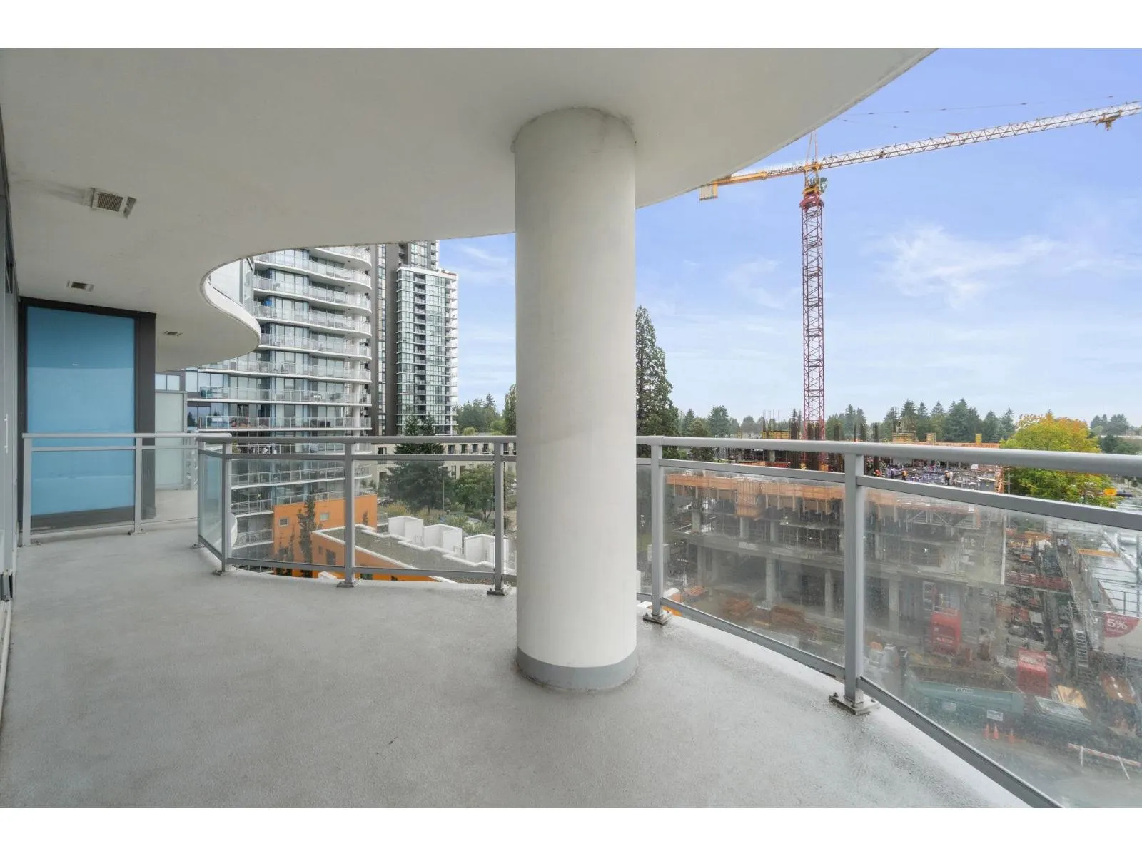 801 13318 104 AVENUE