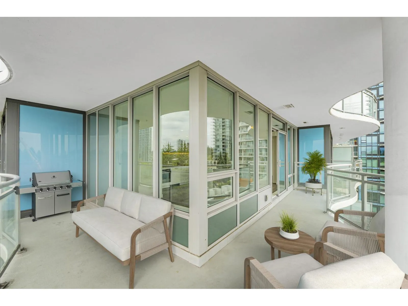 801 13318 104 AVENUE