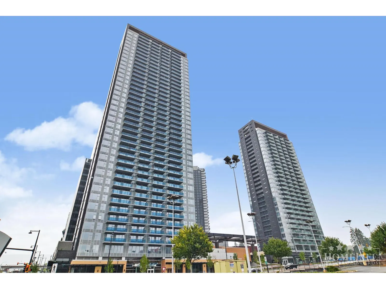 3209 13615 FRASER HIGHWAY