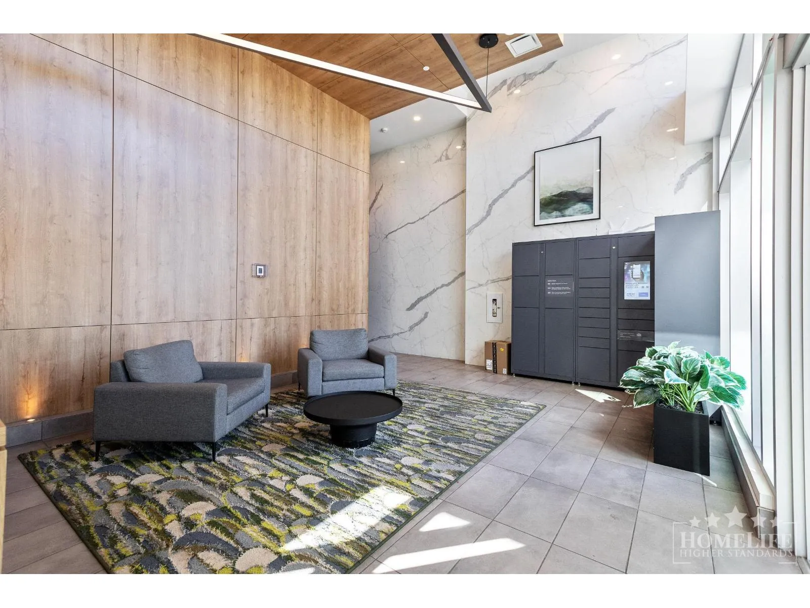 3209 13615 FRASER HIGHWAY