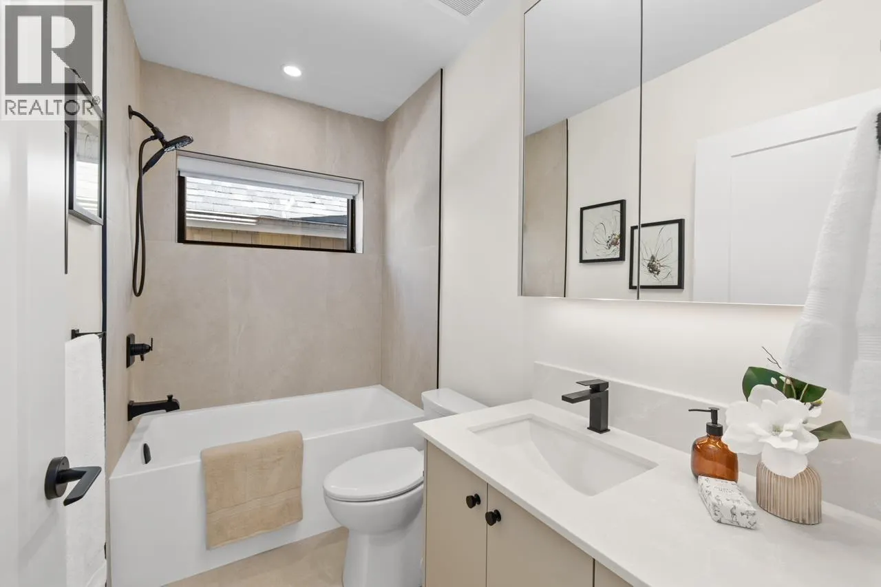 1 2247 PARKER STREET