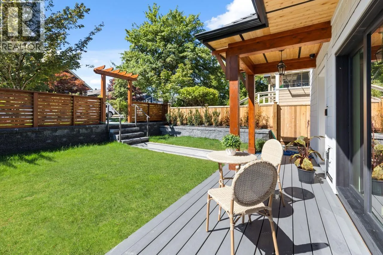 1 2247 PARKER STREET