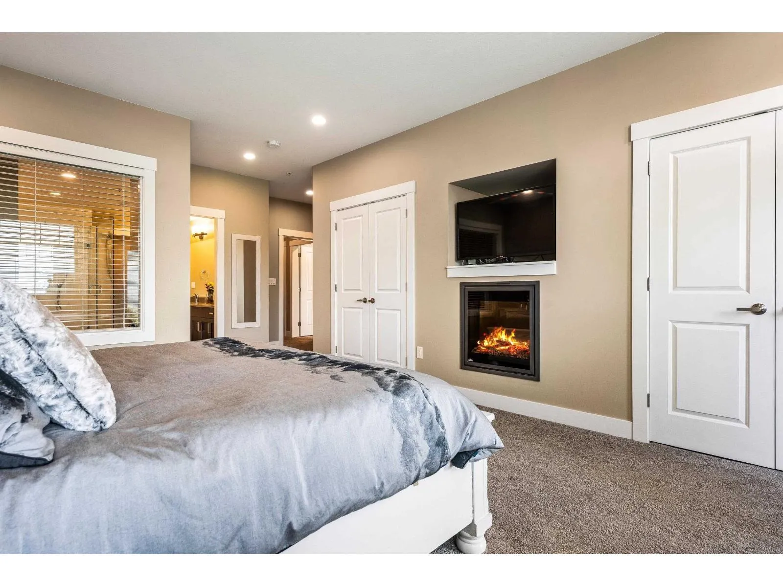 111 51096 FALLS COURT|Eastern Hillsides