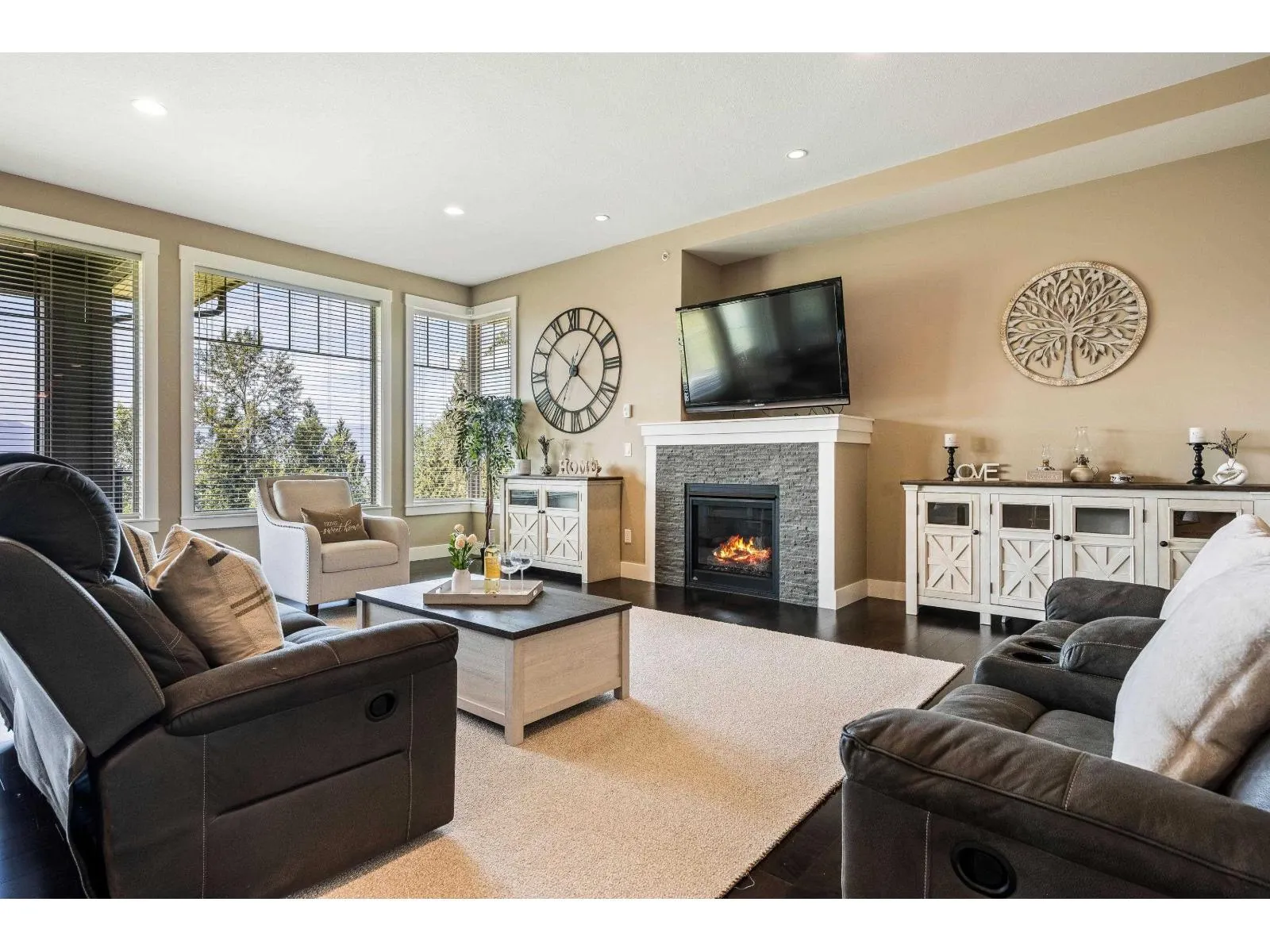 111 51096 FALLS COURT|Eastern Hillsides