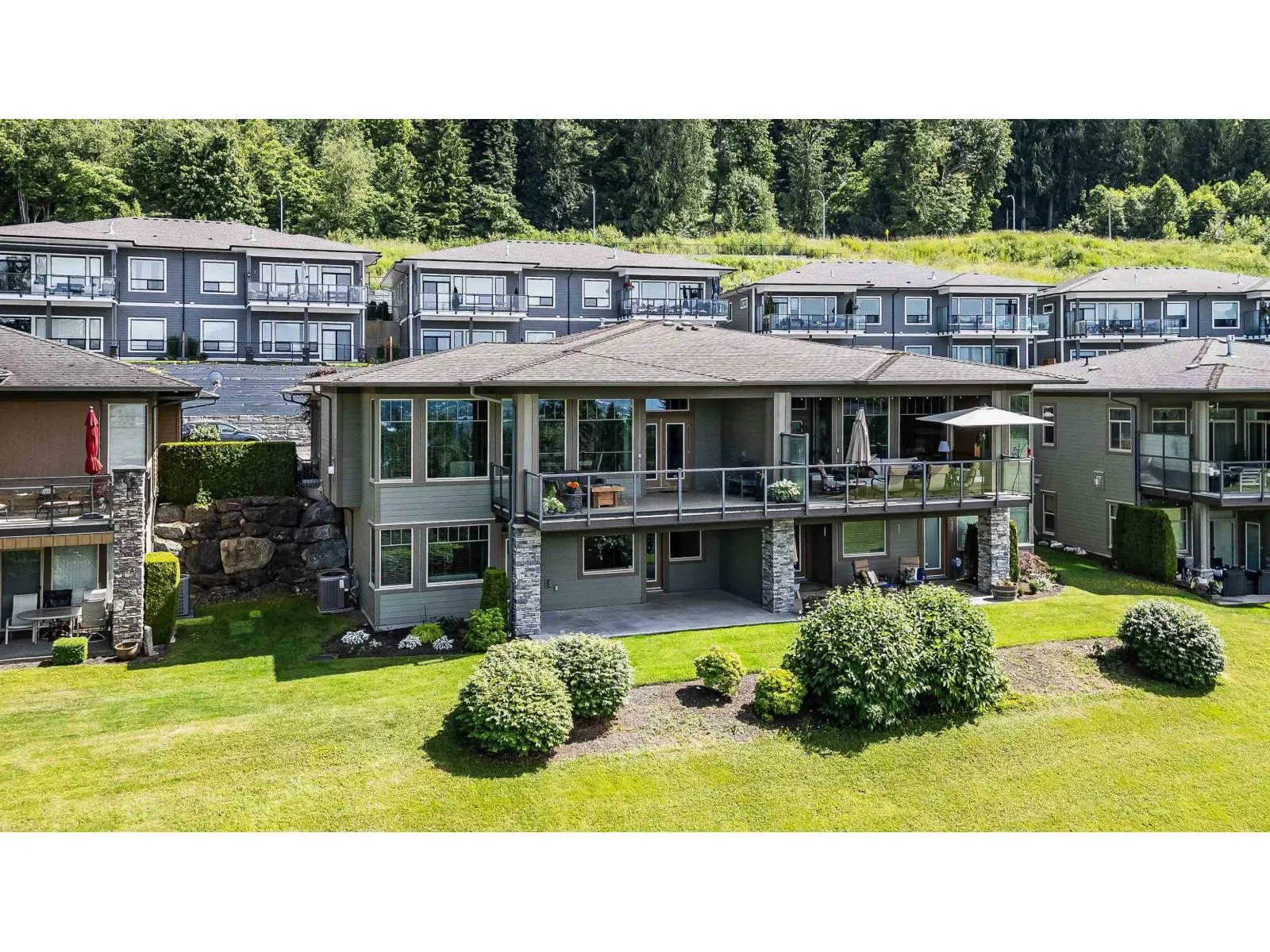 111 51096 FALLS COURT|Eastern Hillsides