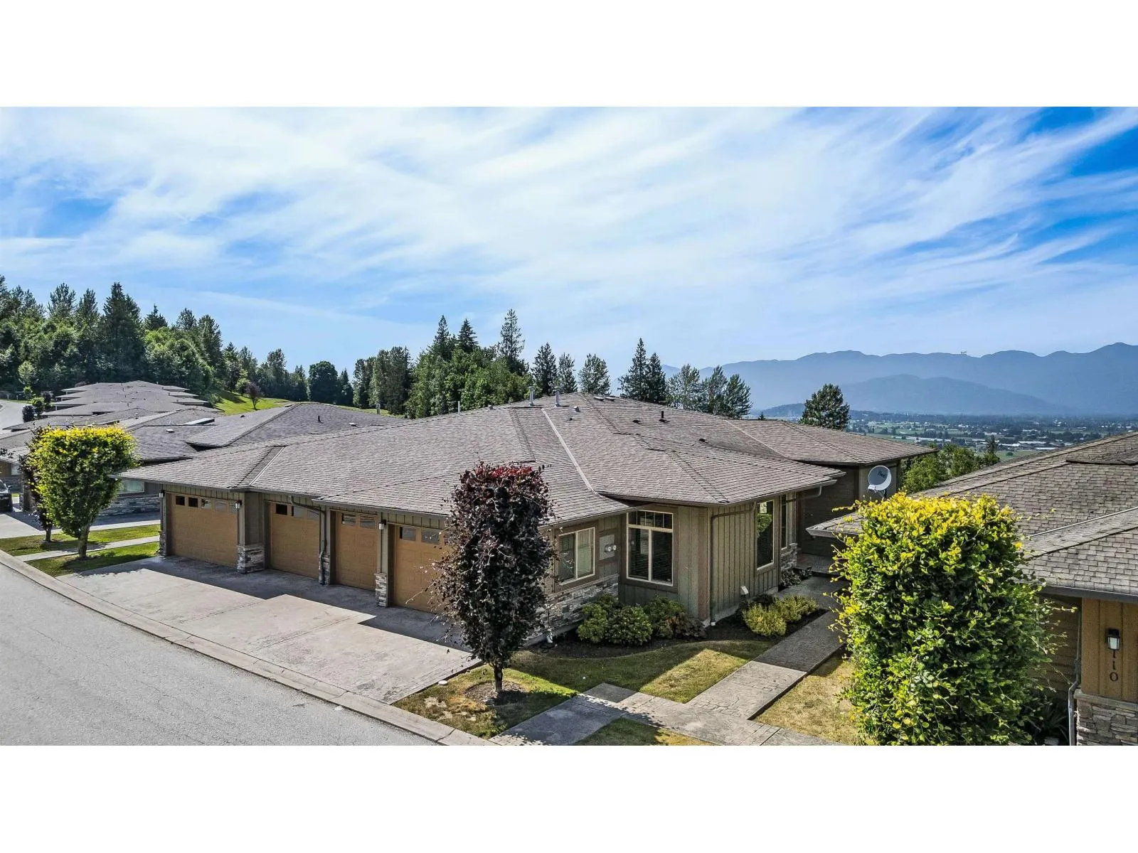 111 51096 FALLS COURT|Eastern Hillsides