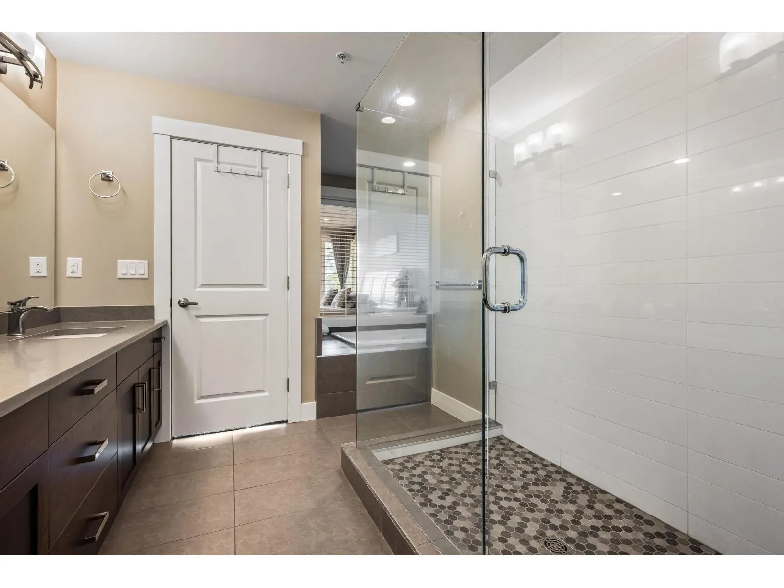 111 51096 FALLS COURT|Eastern Hillsides