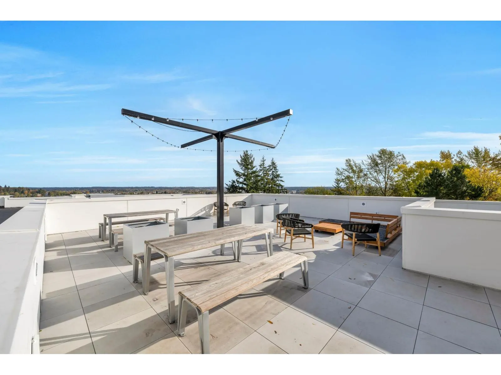 208 19577 65B AVENUE