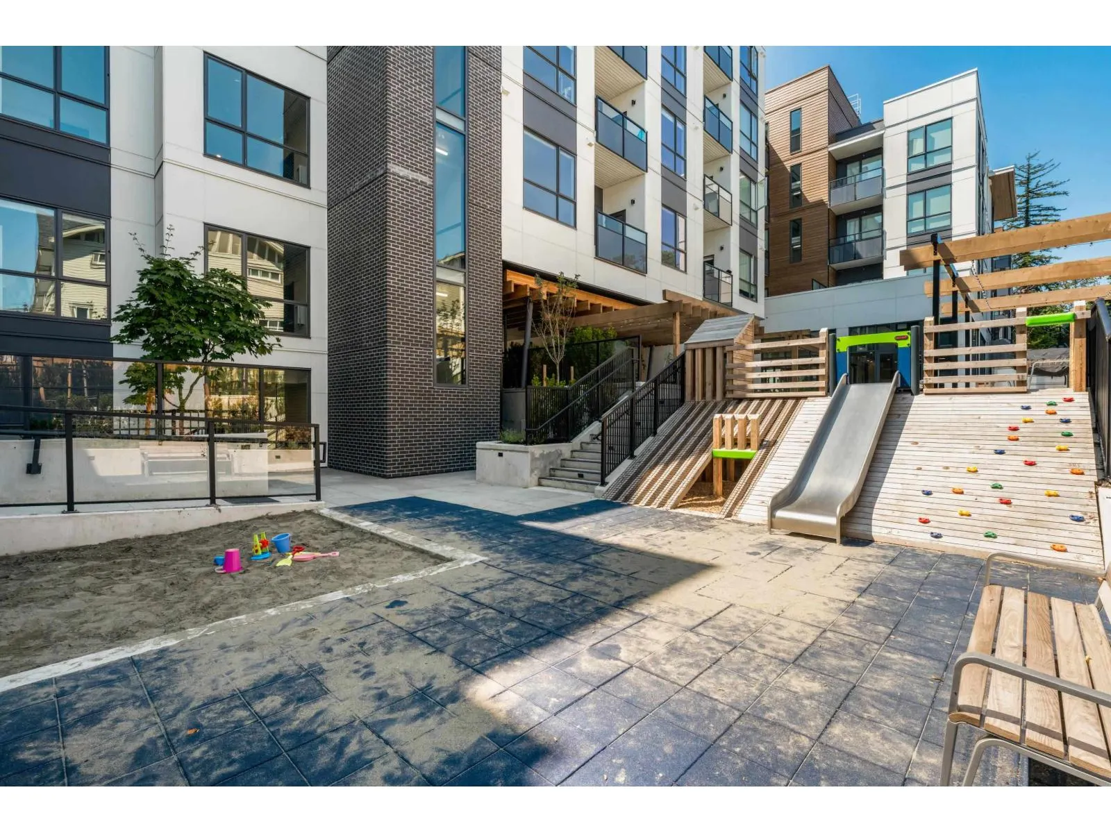 208 19577 65B AVENUE