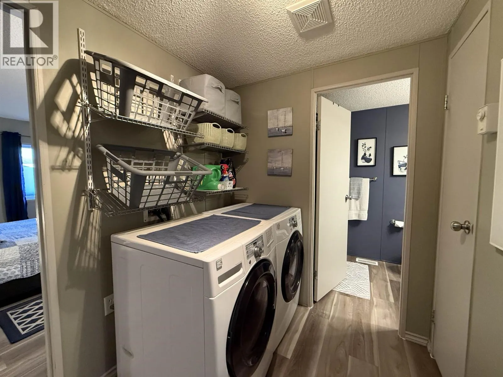 69A 8420 ALASKA ROAD