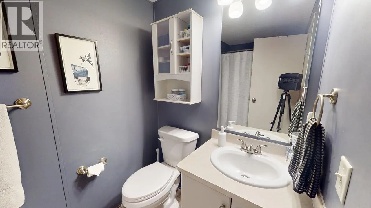 69A 8420 ALASKA ROAD