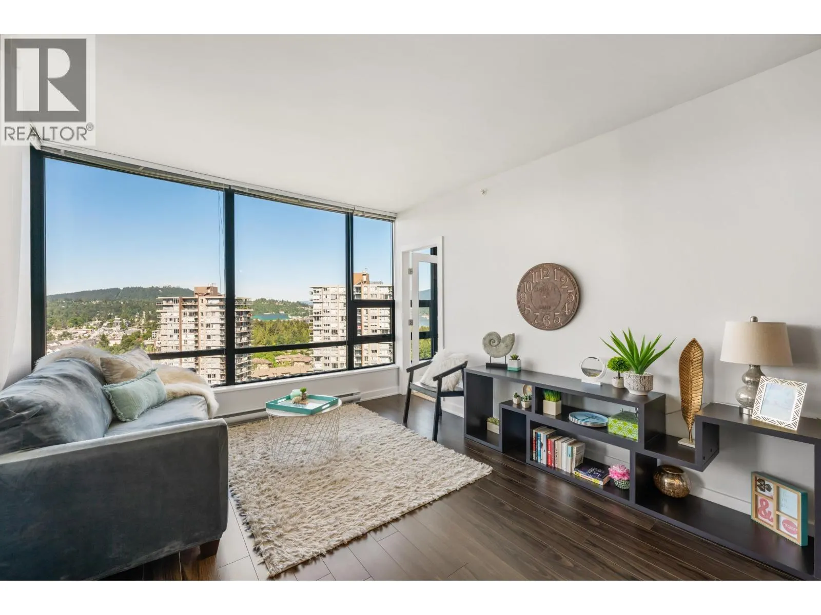 2202 301 CAPILANO ROAD