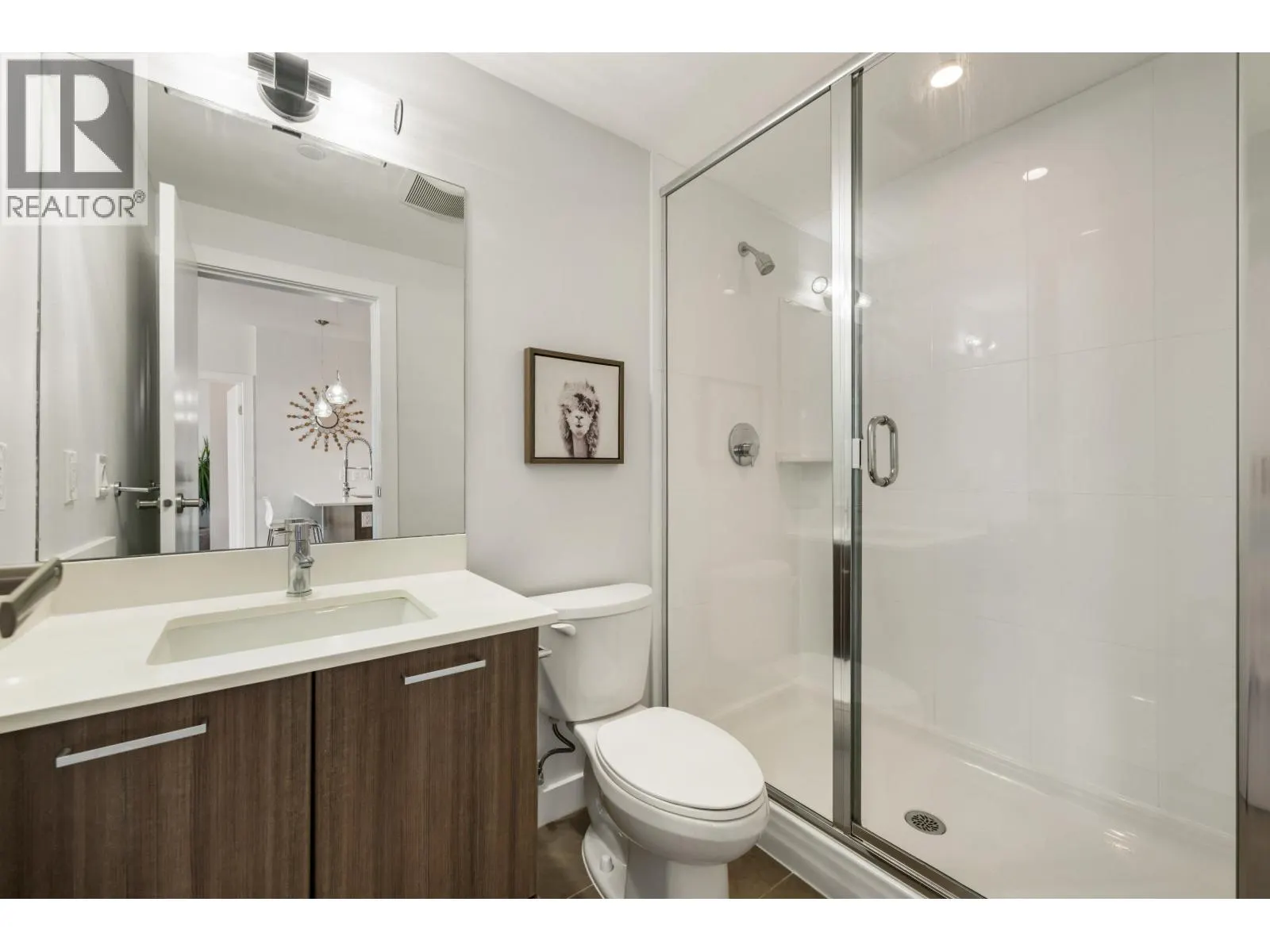 2202 301 CAPILANO ROAD