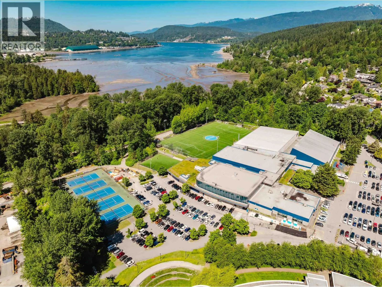 2202 301 CAPILANO ROAD