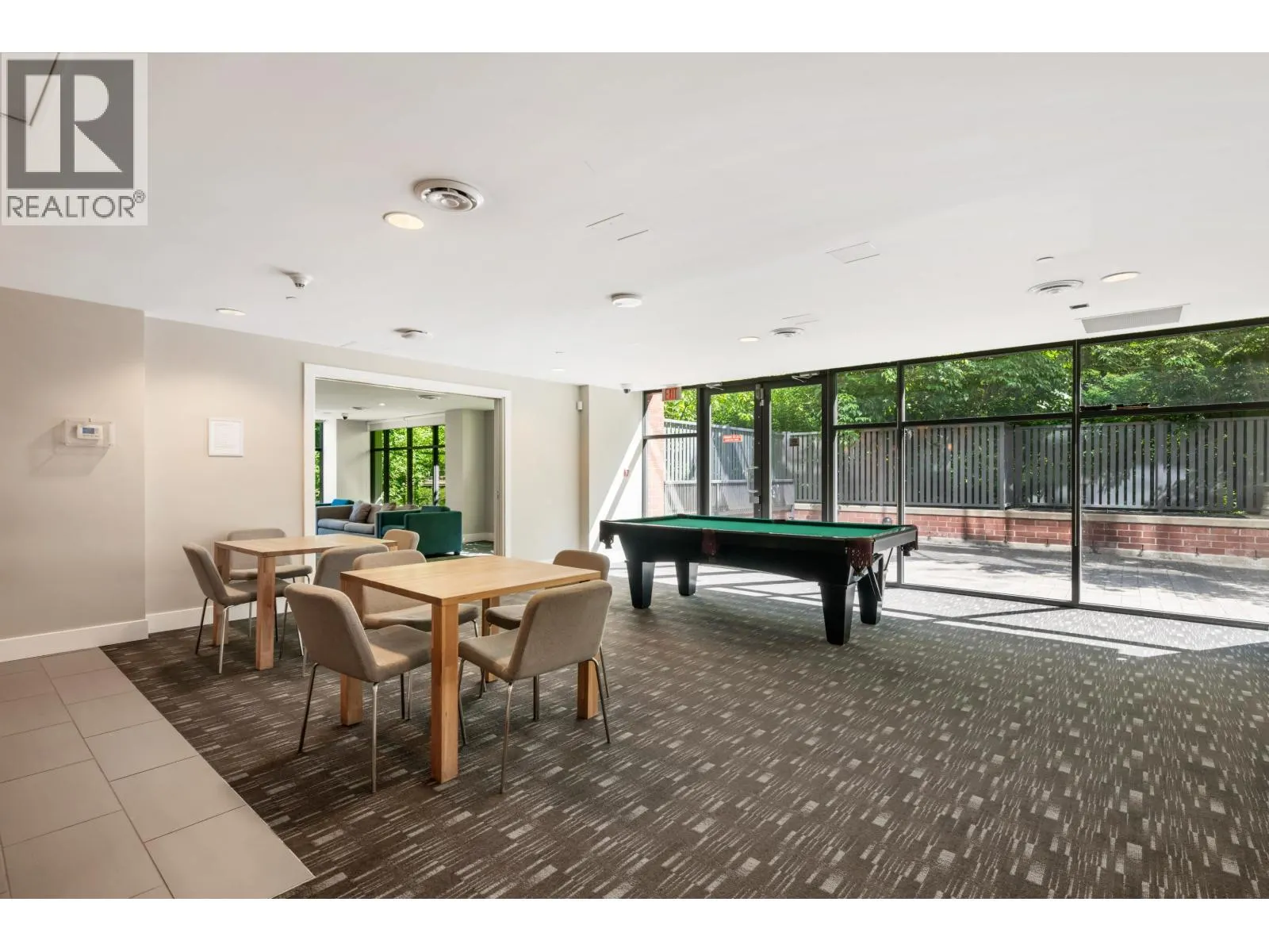 2202 301 CAPILANO ROAD