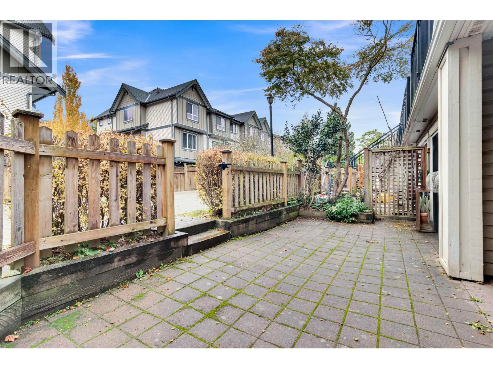 58 9339 ALBERTA ROAD