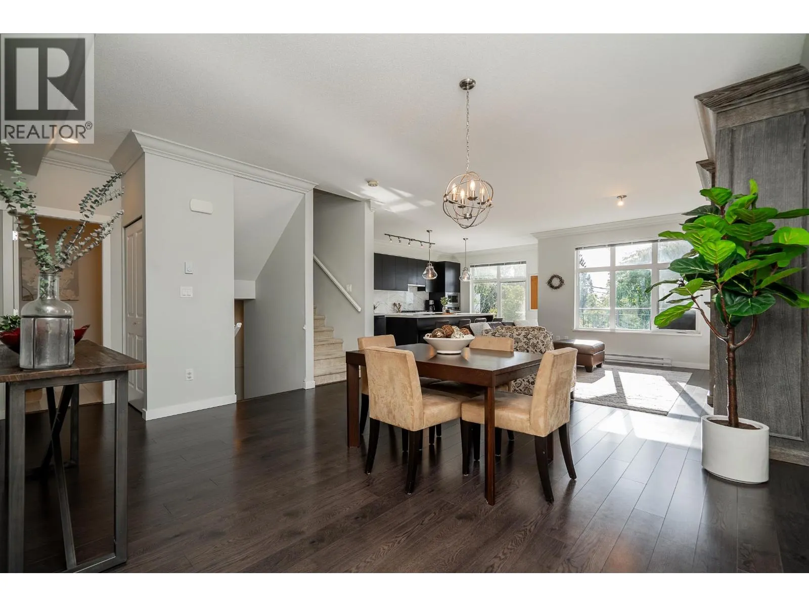 86 1430 DAYTON STREET