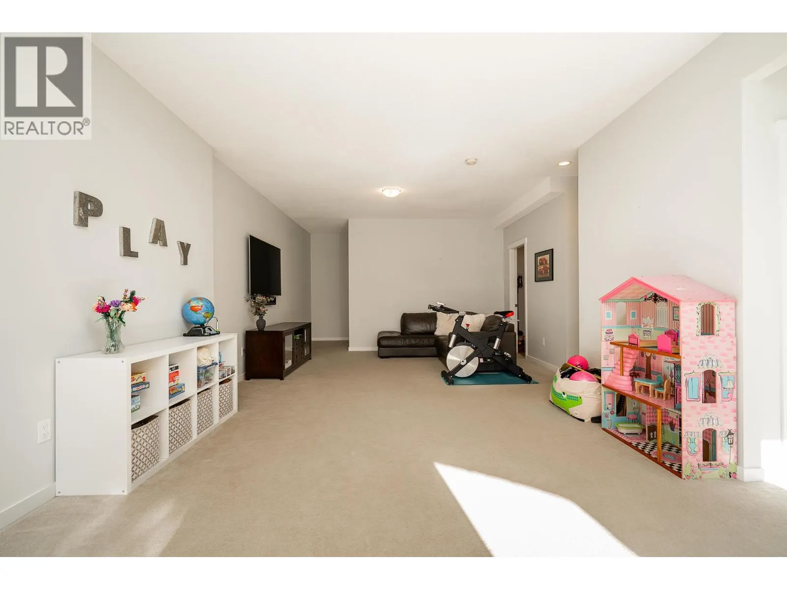 86 1430 DAYTON STREET