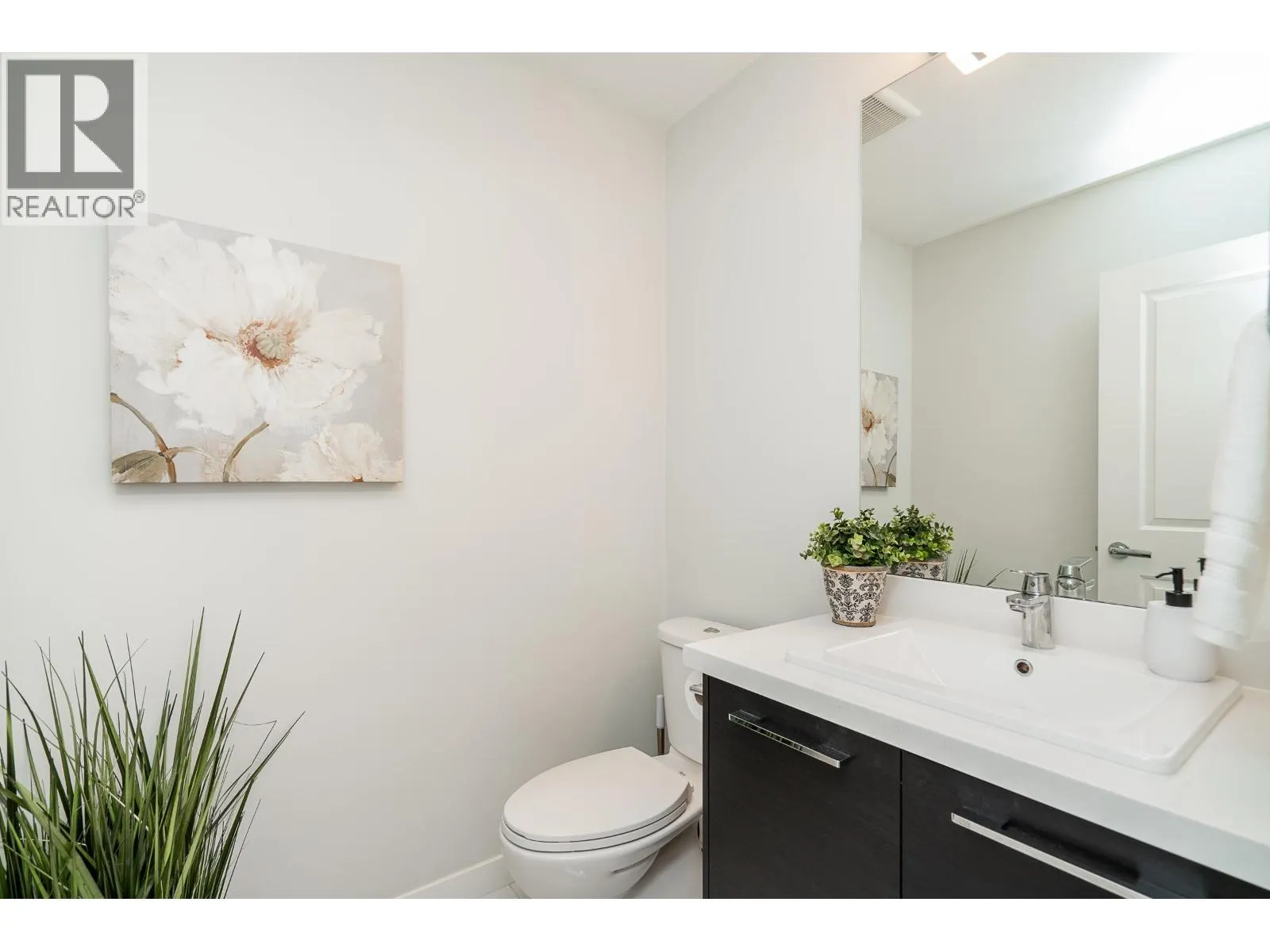 86 1430 DAYTON STREET