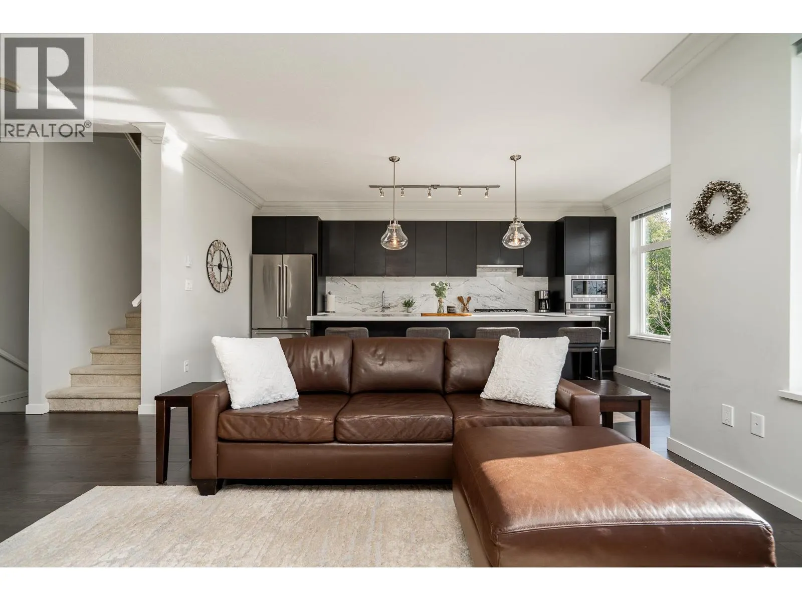 86 1430 DAYTON STREET